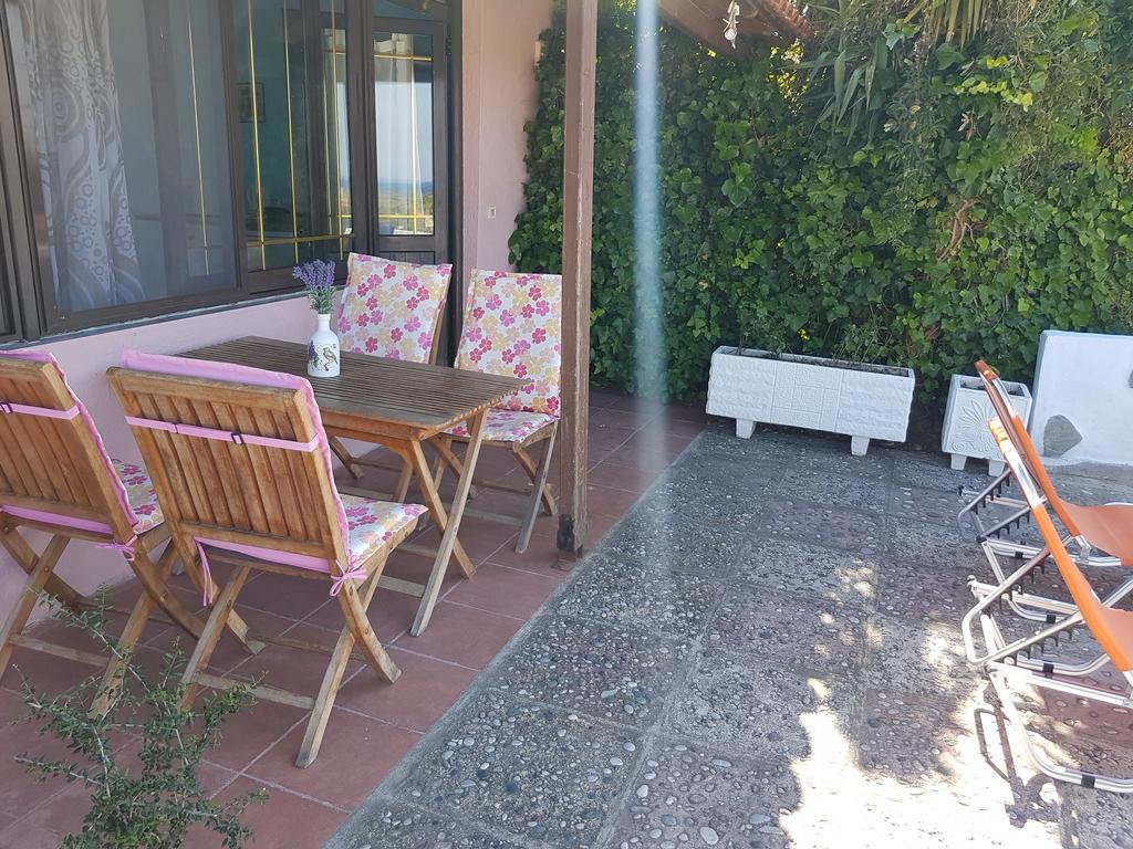 Melina'S Apartments Kalavarda ภายนอก รูปภาพ