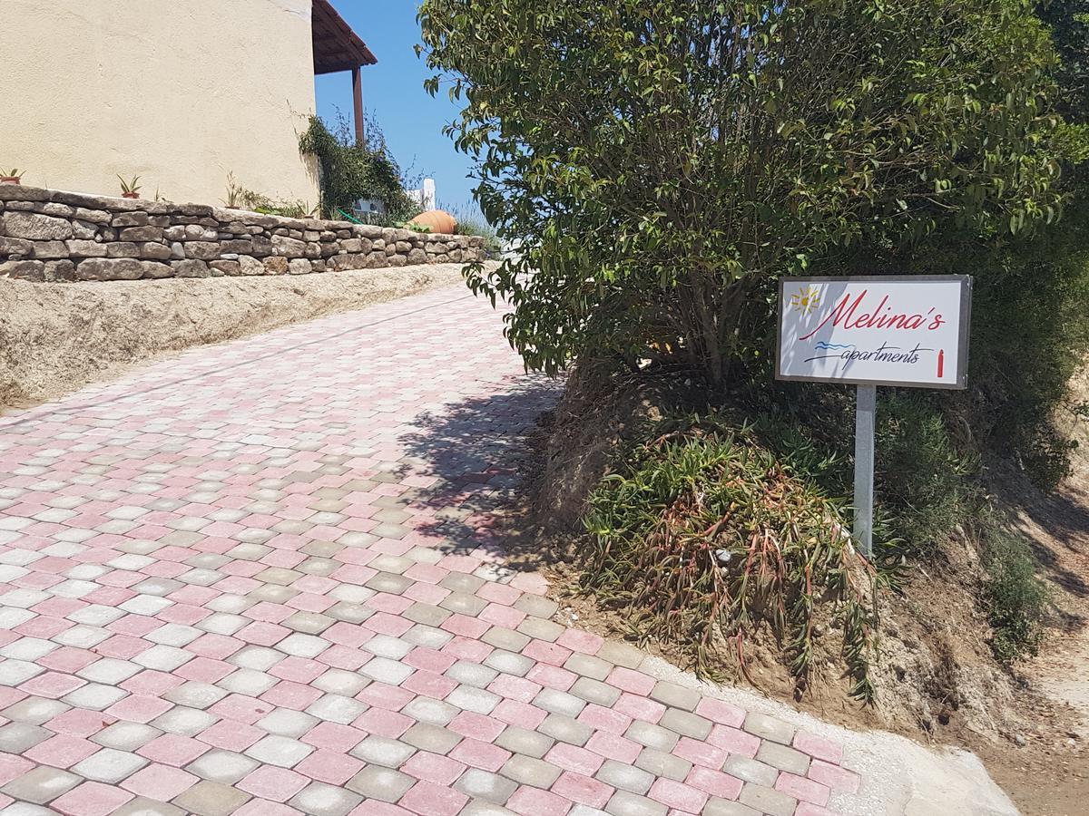 Melina'S Apartments Kalavarda ภายนอก รูปภาพ