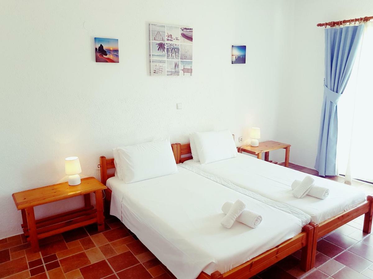Melina'S Apartments Kalavarda ภายนอก รูปภาพ